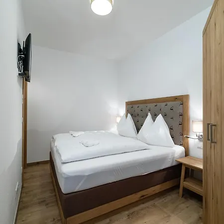 Near Slopes * アルペンドルフ